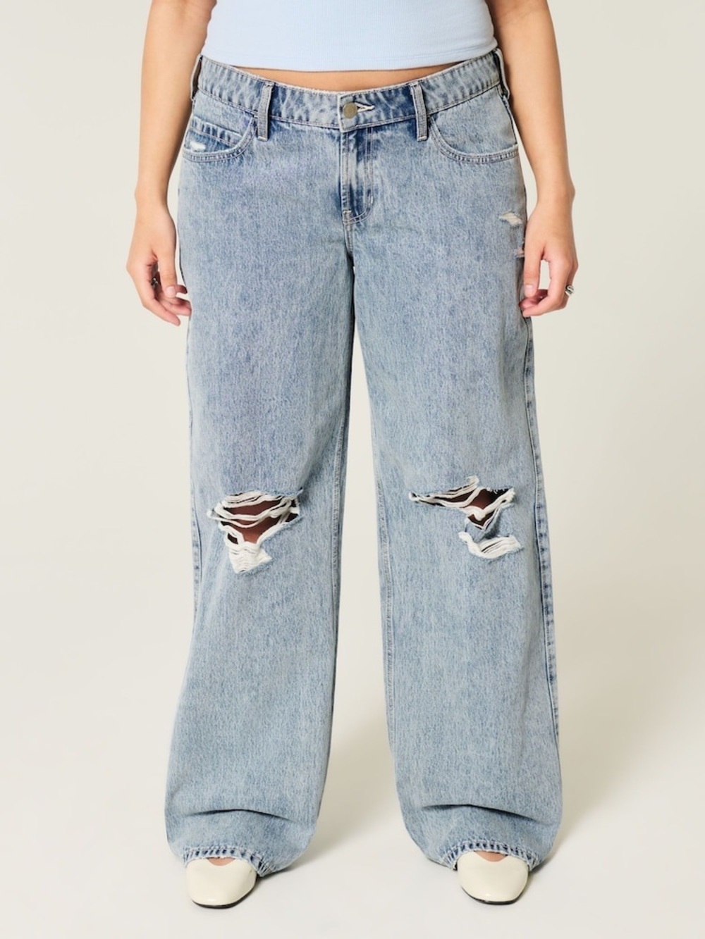 NWT Hollister Baggy Low-Rise Light Blue Distressed Jeans 18 Long W34 Relaxed Leg